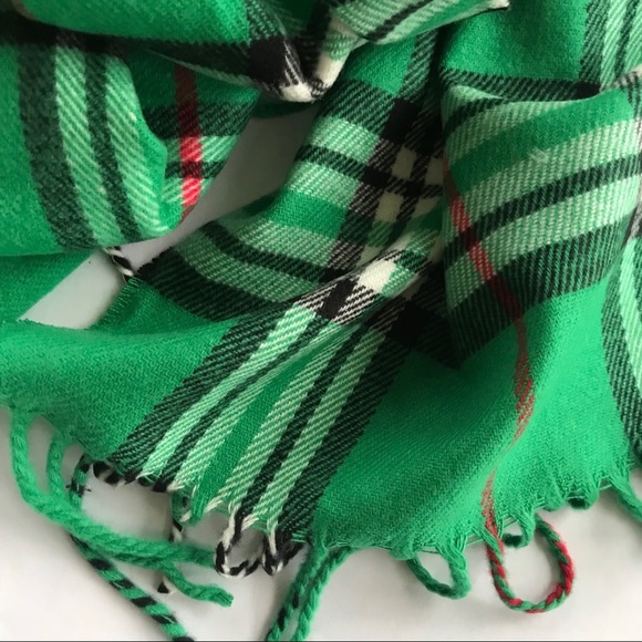 Cashmere Scarf Green - Picture 8 of 8